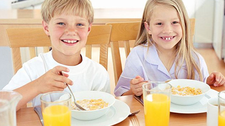 Η τεράστια αξία του πρωινού για τον παιδικό οργανισμό